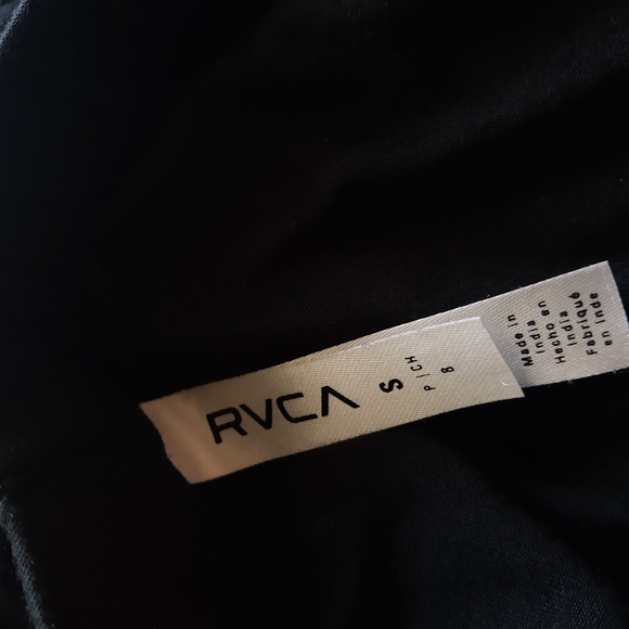 RVCA coverup casual shorts bundle - Picture 2 of 9